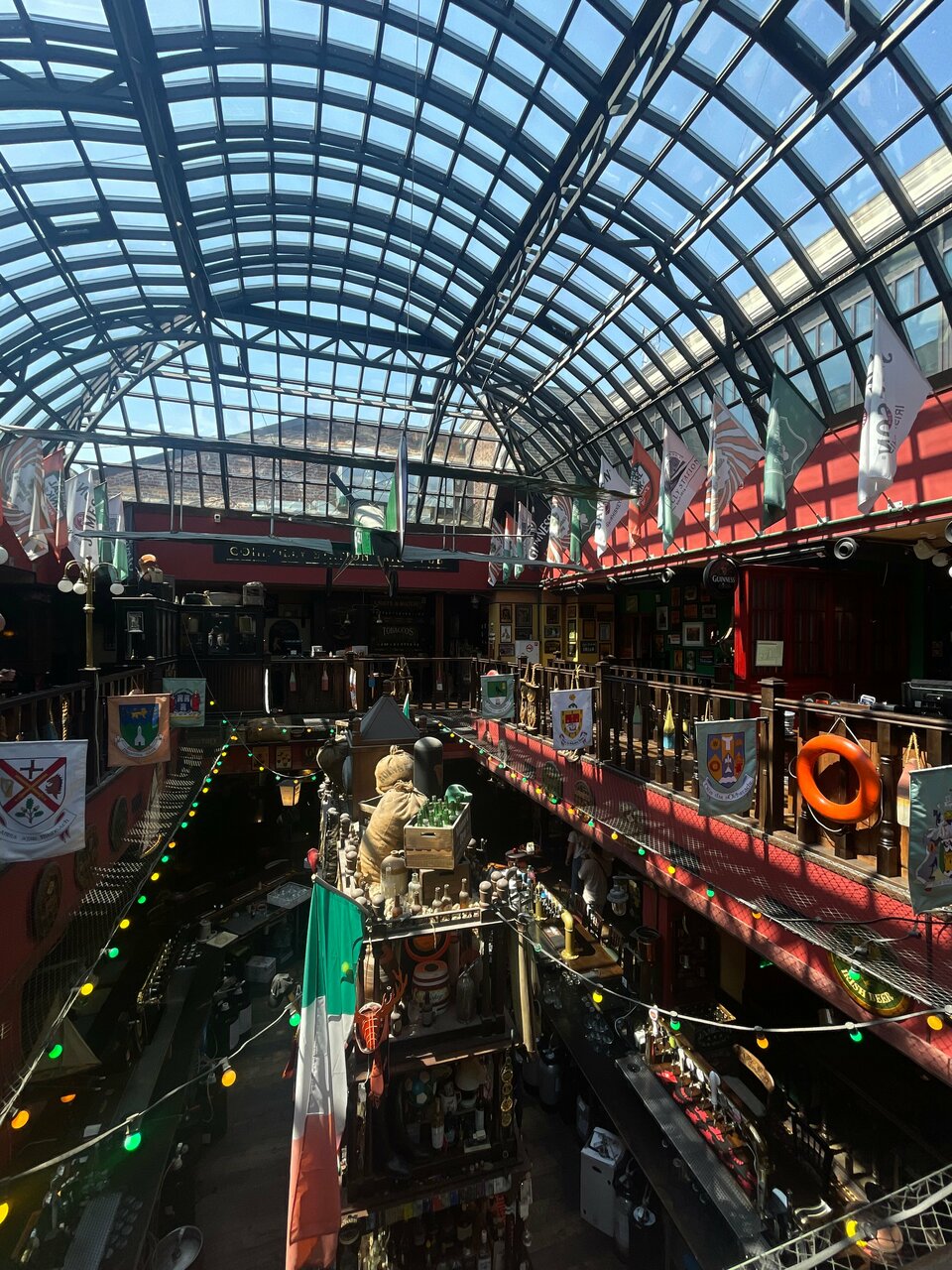 Зал — Connolly Station