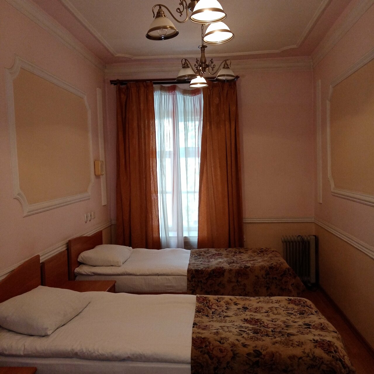 Зал — Бакулева