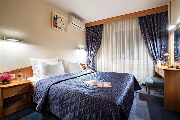 Инфинити групп, Зал — фото