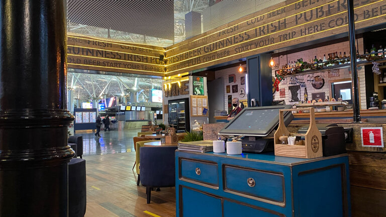 Зал — Guinnes Pub&Kitchen