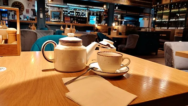 Guinnes Pub&Kitchen, Зал — фото
