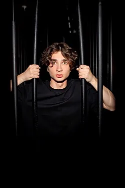 Зал — Побег из тюрьмы