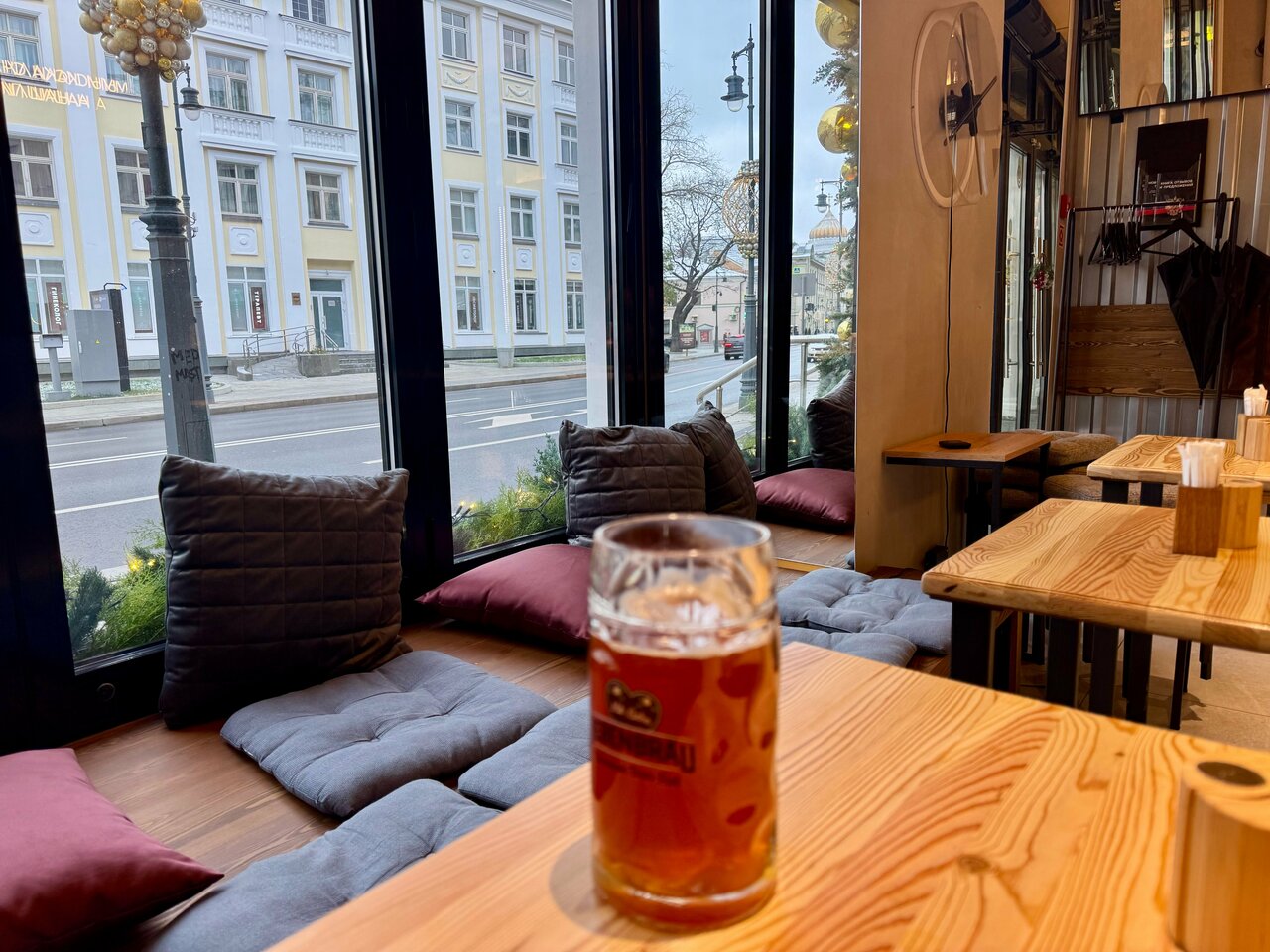 Зал — Beer Market