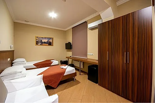 Зал — Апельсин