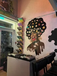 Зал — PUBlic Bar