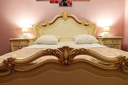 Зал — Блакит