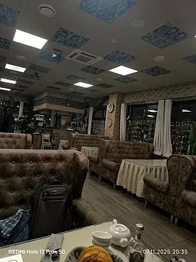 Зал — Чайхана Золотой Самарканд