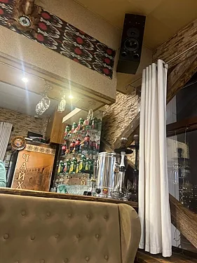 Зал — Чайхана Золотой Самарканд