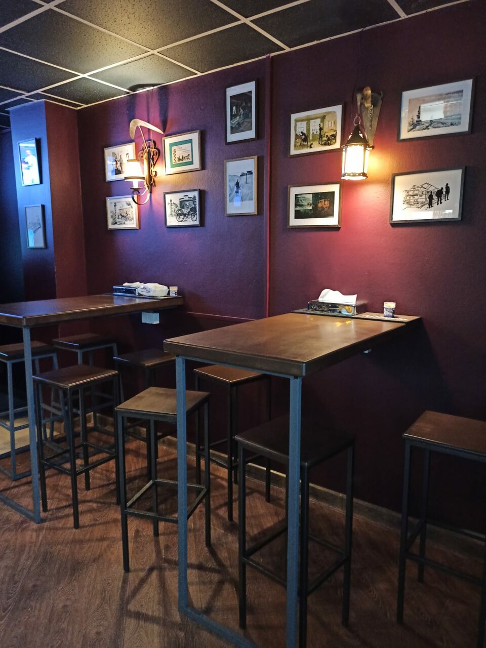 Зал — Station Master Pub