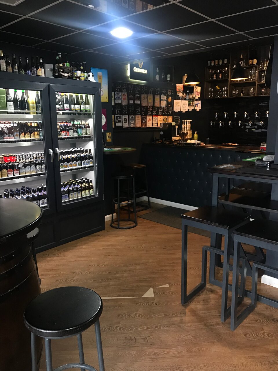 Зал — Station Master Pub