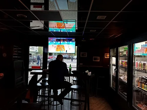 Зал — Station Master Pub