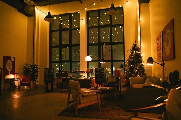 Лофт Room 404, Зал — фото