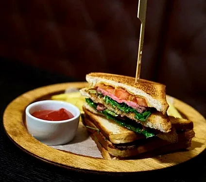 Зал — Harats pub