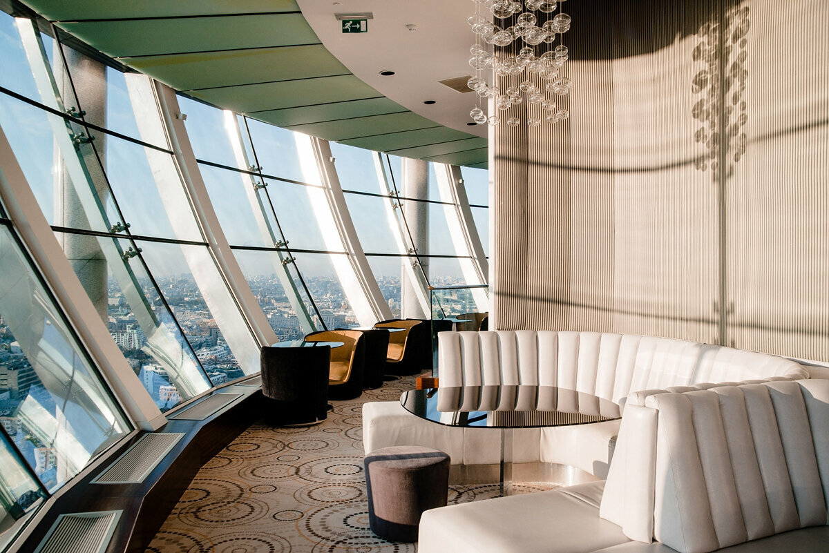 Зал — Swissôtel Красные Холмы Москва