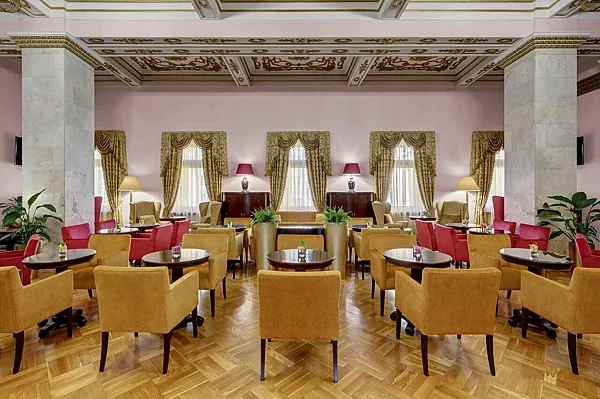 Hilton Moscow Leningradskaya, Зал — фото