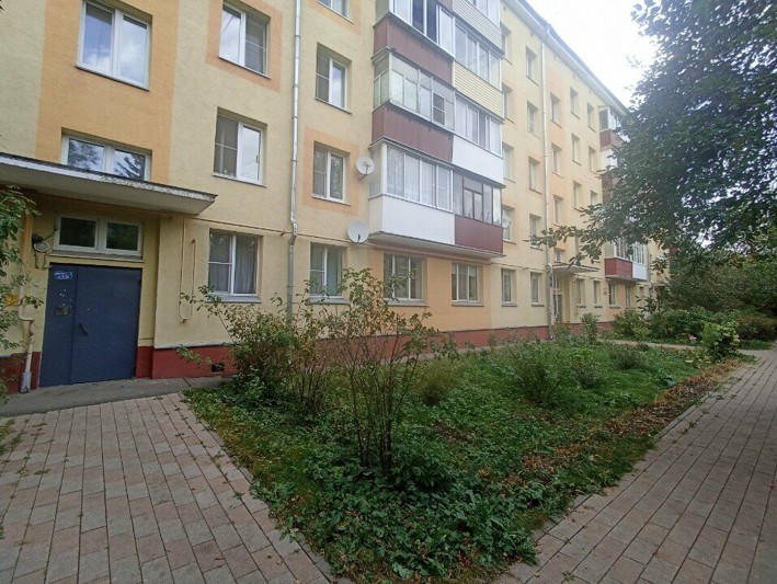 Логотип Moment House
