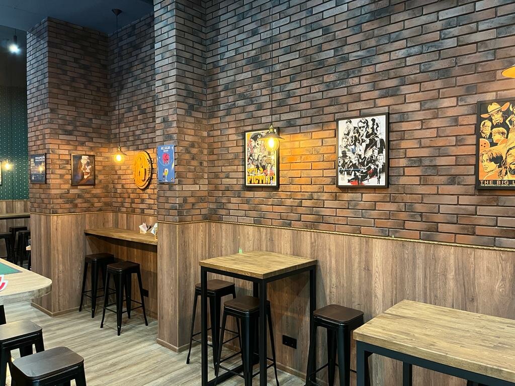 Зал — Old Monkey Pub