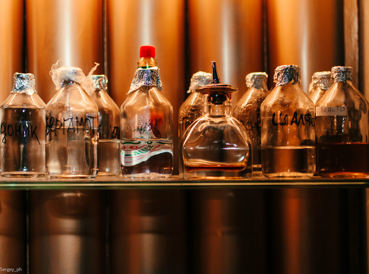 Зал — Perfumist Bar
