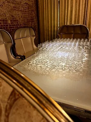 Baccarat Cristal Room, Зал — фото