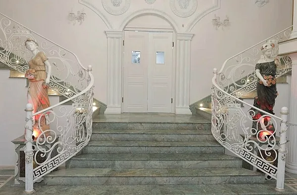 Галерея Холл, Зал — фото