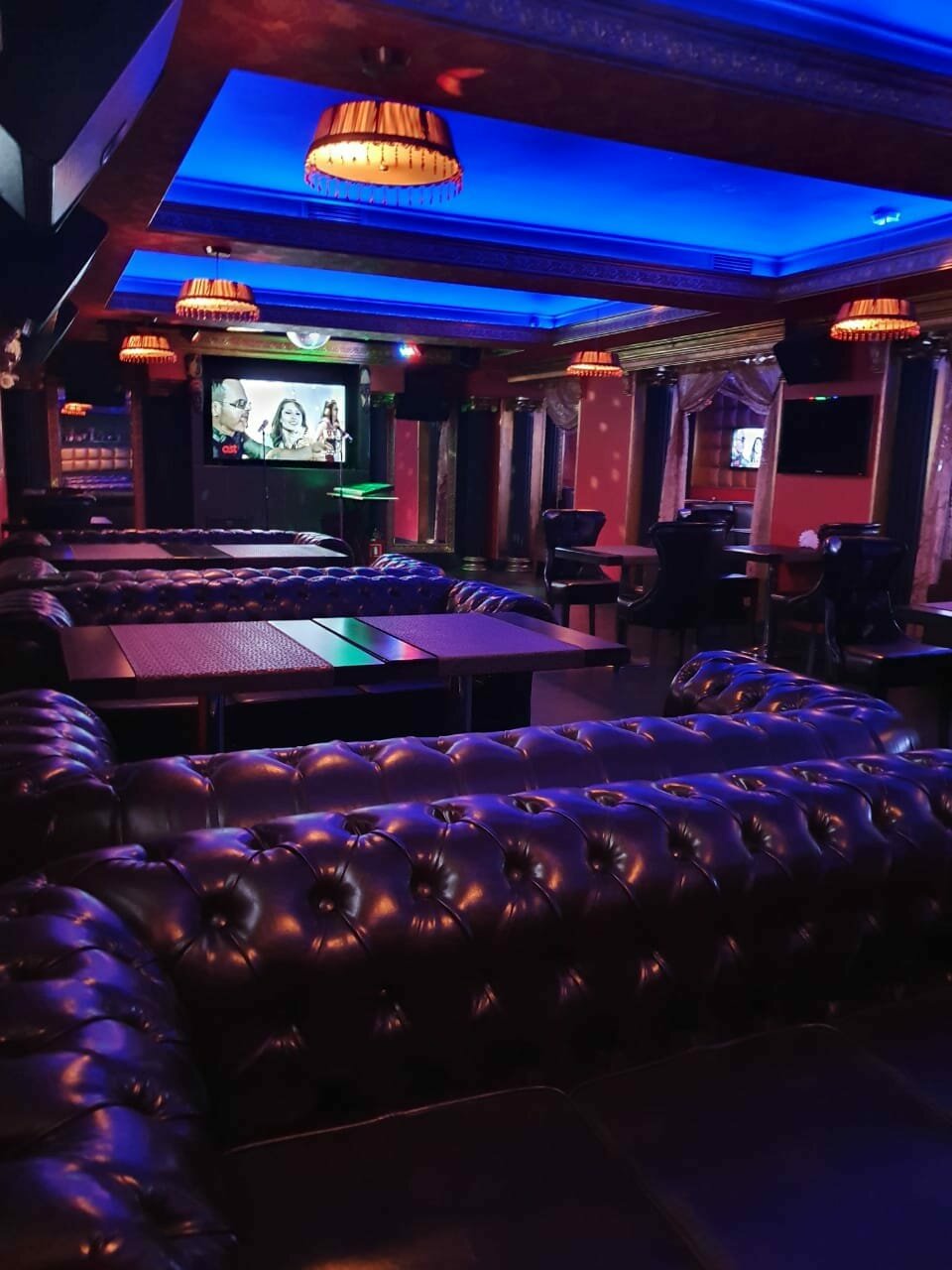 Зал — Джеремис Lounge