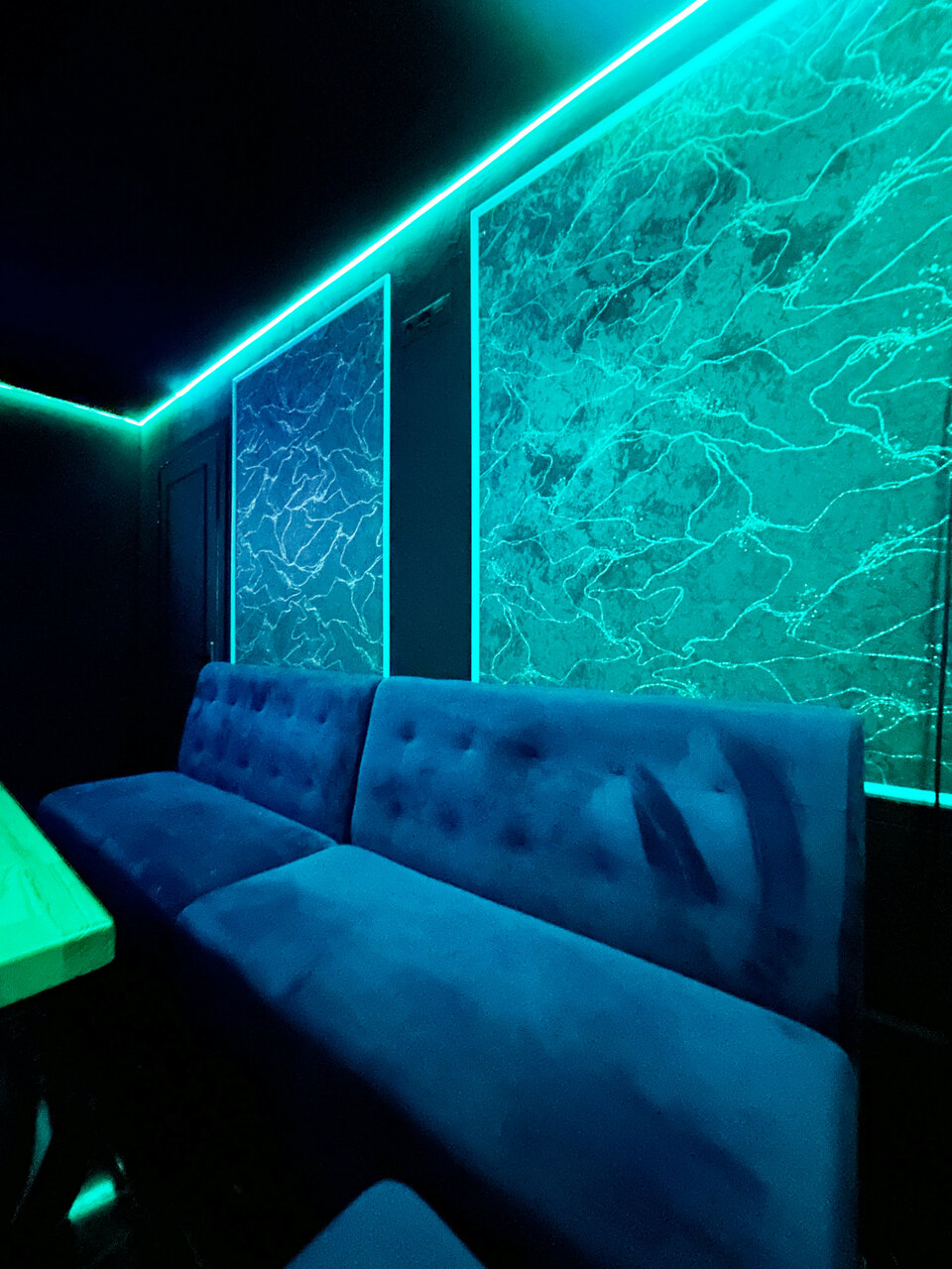 Зал — Relax Lounge