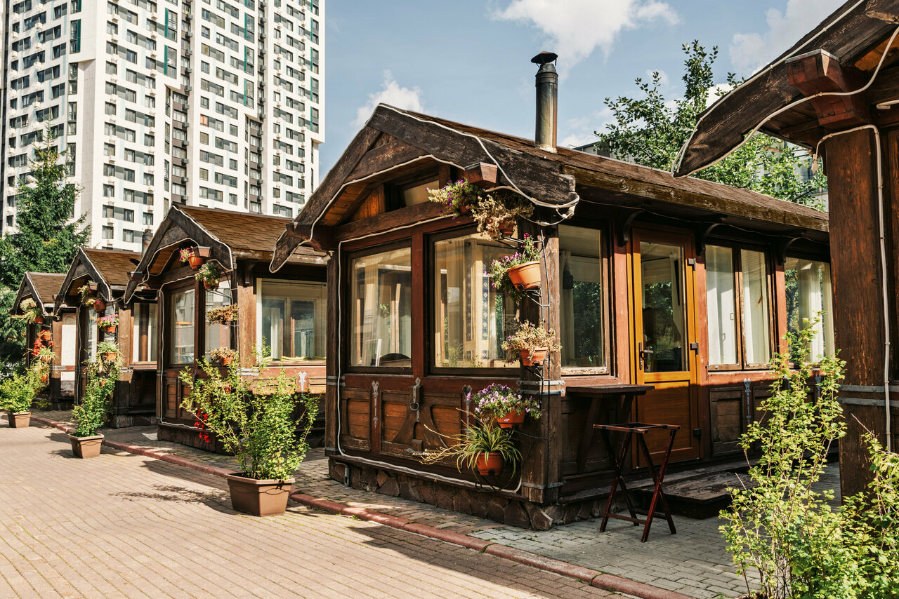 Зал — Бакинский бульвар