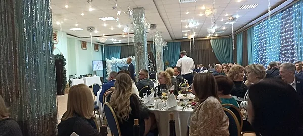 Синяя птица, Зал — фото