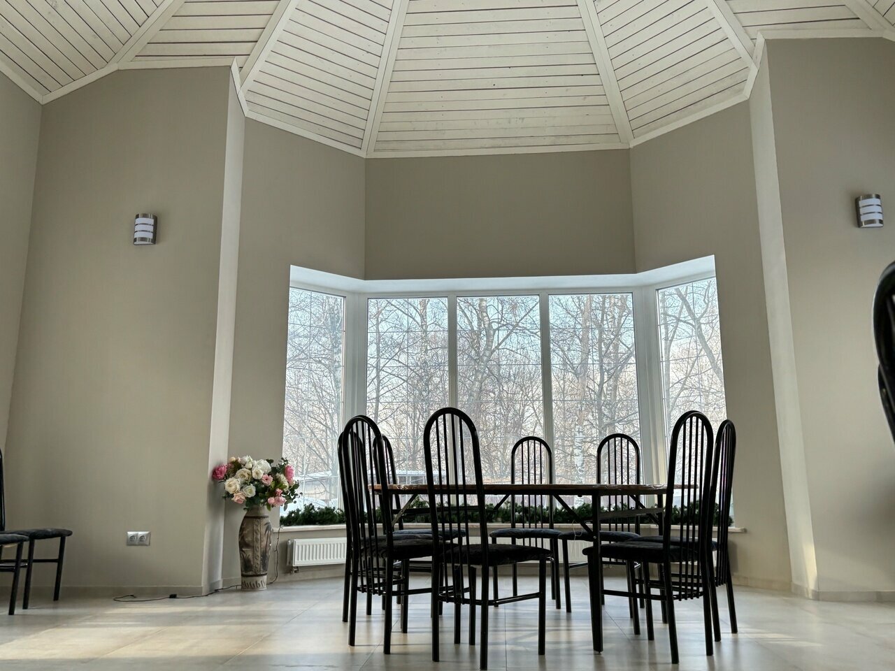 Зал — Event Home