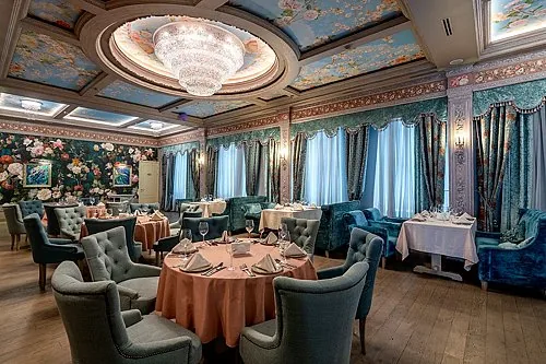 Зал Моцарт — Армега