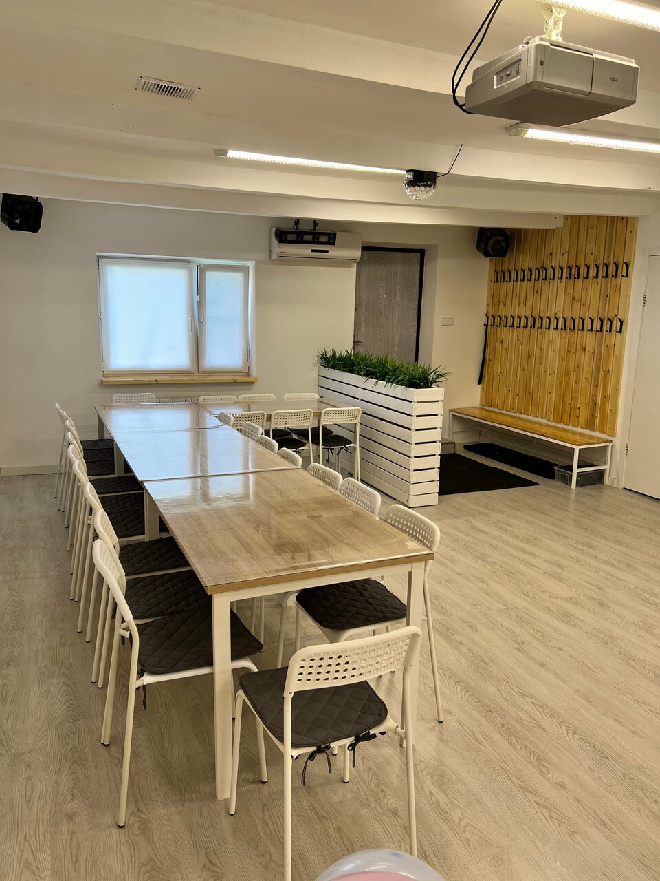Зал — Sun. party. studio