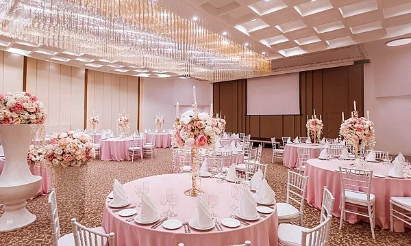 Россини, Зал — фото