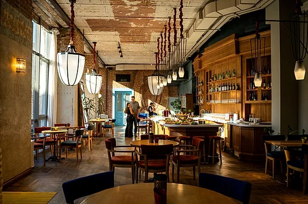 Сезоны в Social Club, Зал — фото