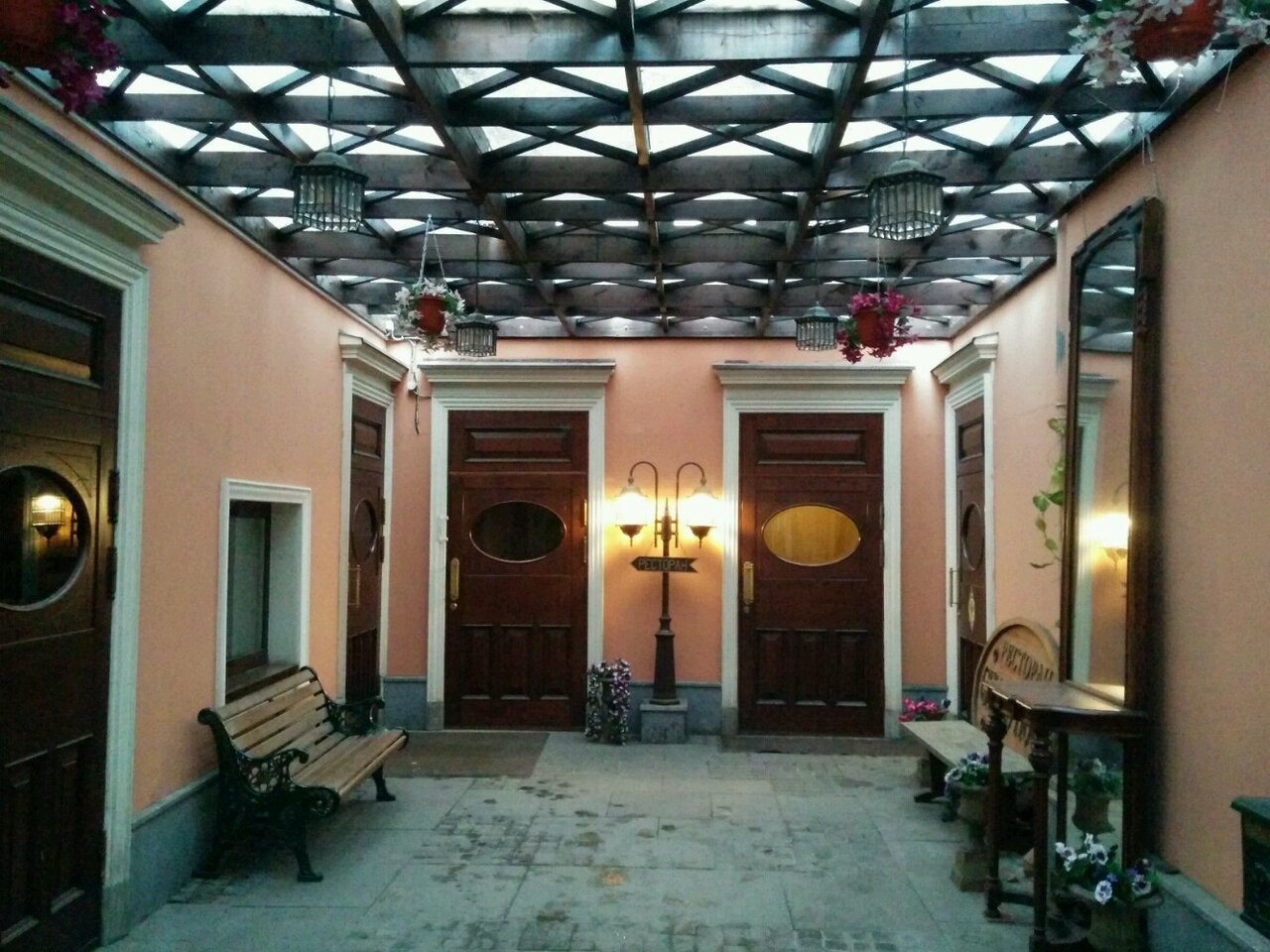Зал — Панорамика