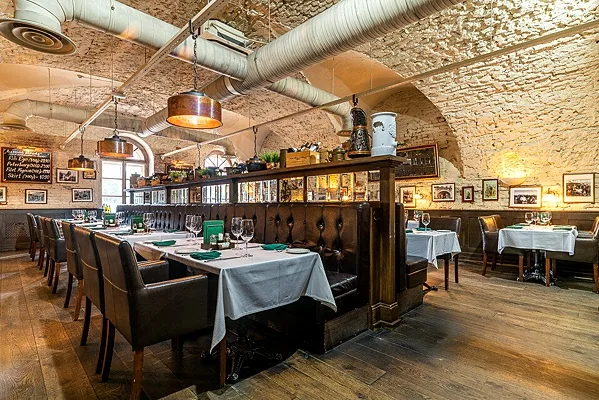 Stroganoff Steak House, Зал — фото