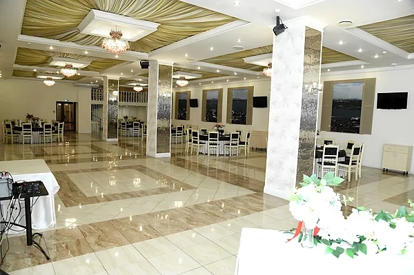 Buta Palace, Зал — фото