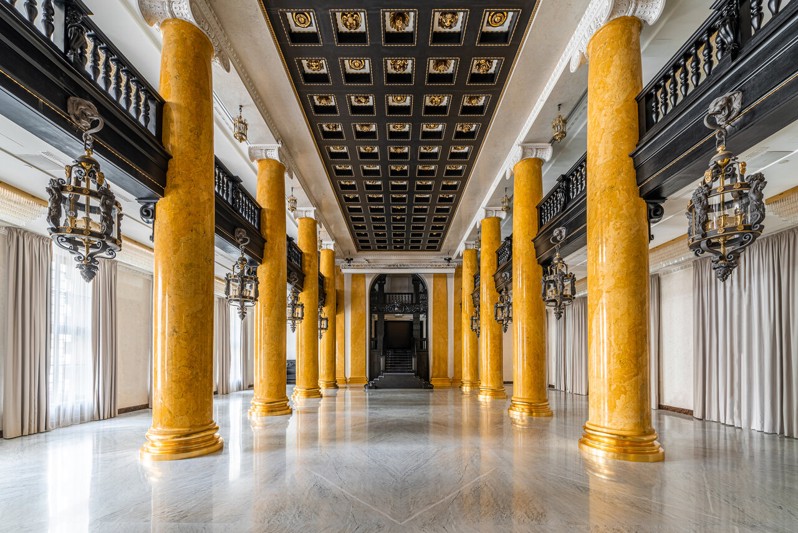Логотип Wawelberg Hall
