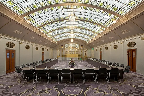 Крыша, Зал — фото