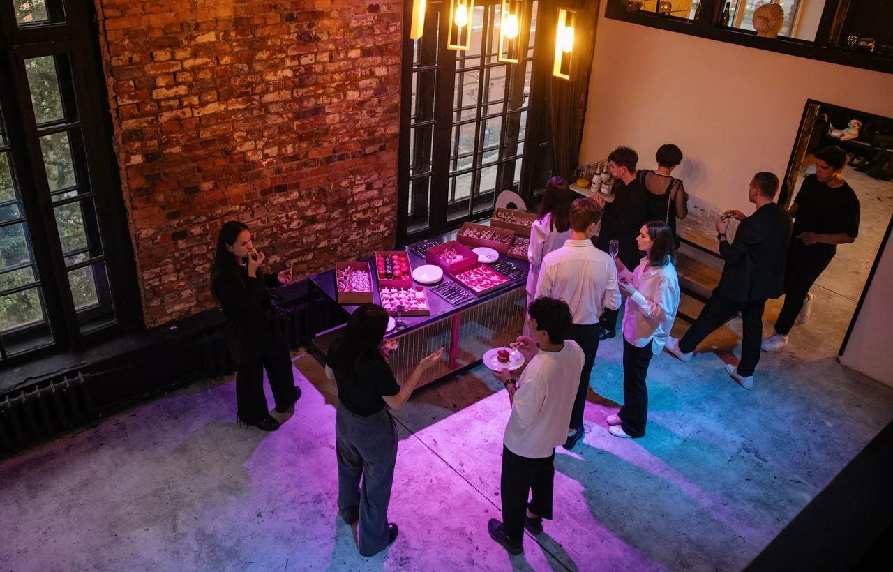 Зал — Red Brick Loft