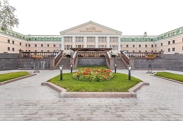Балтийская Звезда, Зал — фото