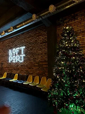 Пространство Loft Port, Зал — фото