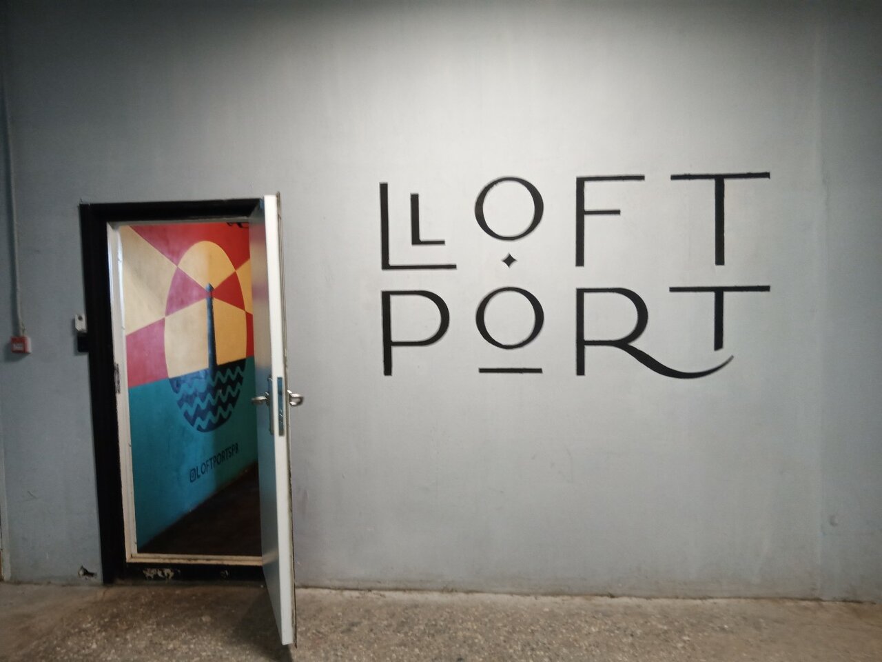 Зал — Пространство Loft Port