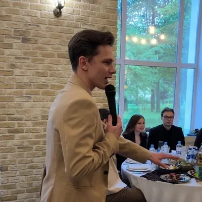 Зал — подробнее о зале