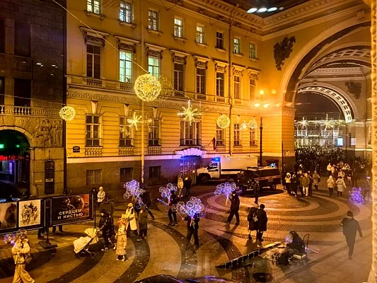 Дворцовый, Зал — фото