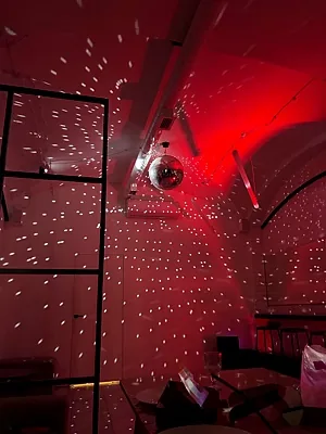 Slo-Mo Loft, Зал — фото