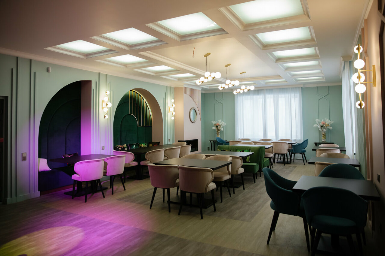 Зал — Old House
