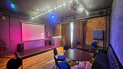 Status Loft Типичный Питер, Санкт-Петербург — фото площадки
