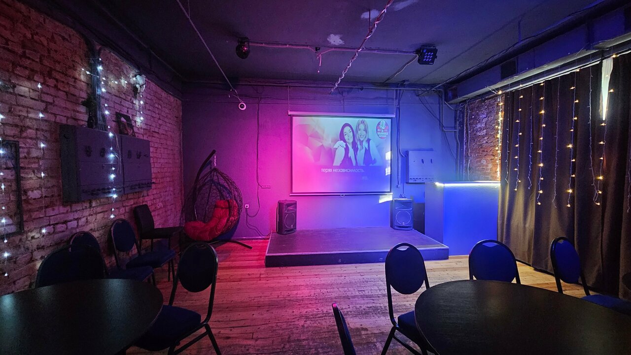 Status Loft Типичный Питер — Зал, фото банкетного зала
