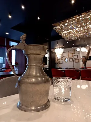 Bistrot Le Moujik, Зал — фото