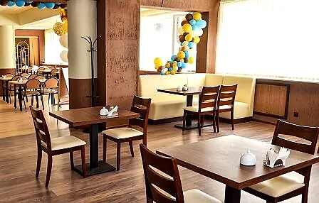 Pro100 Cafe, Зал — фото